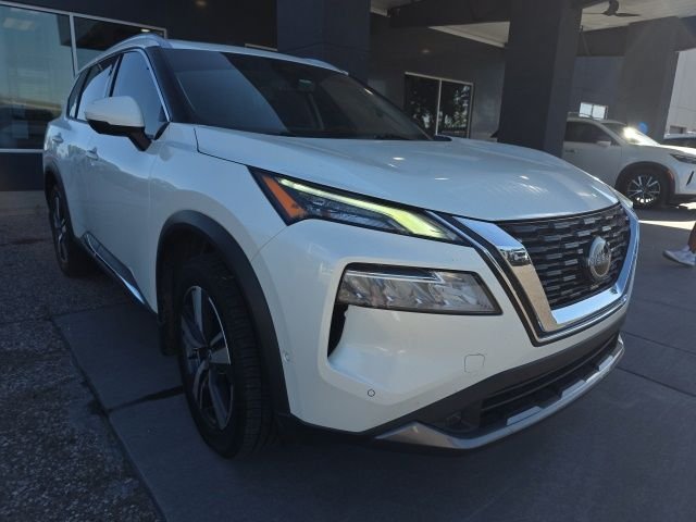 2022 Nissan Rogue SL