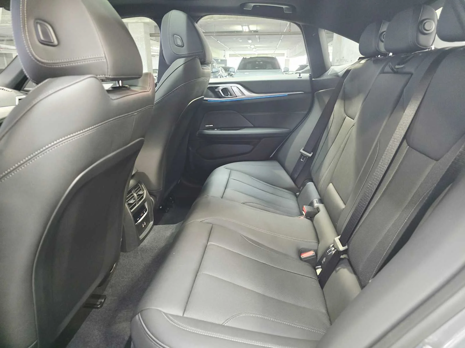 New 2026 Skyscraper Grey Metallic BMW xDrive40 image 26