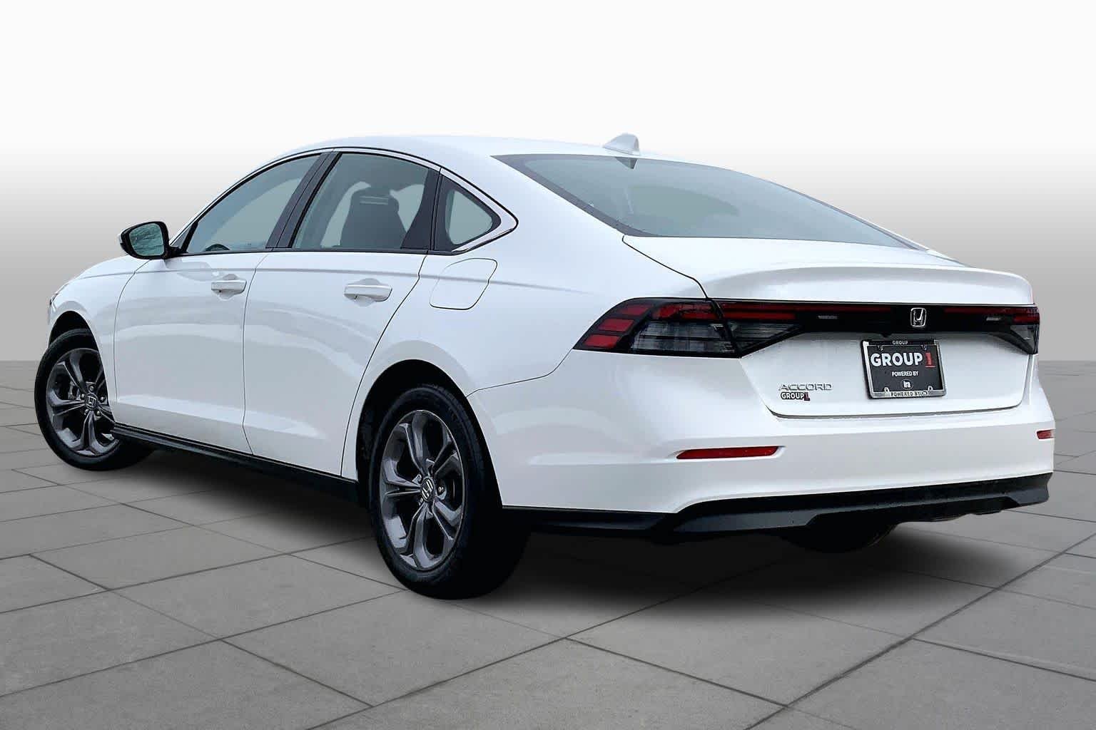 2024 Honda Accord EX - Photo 12