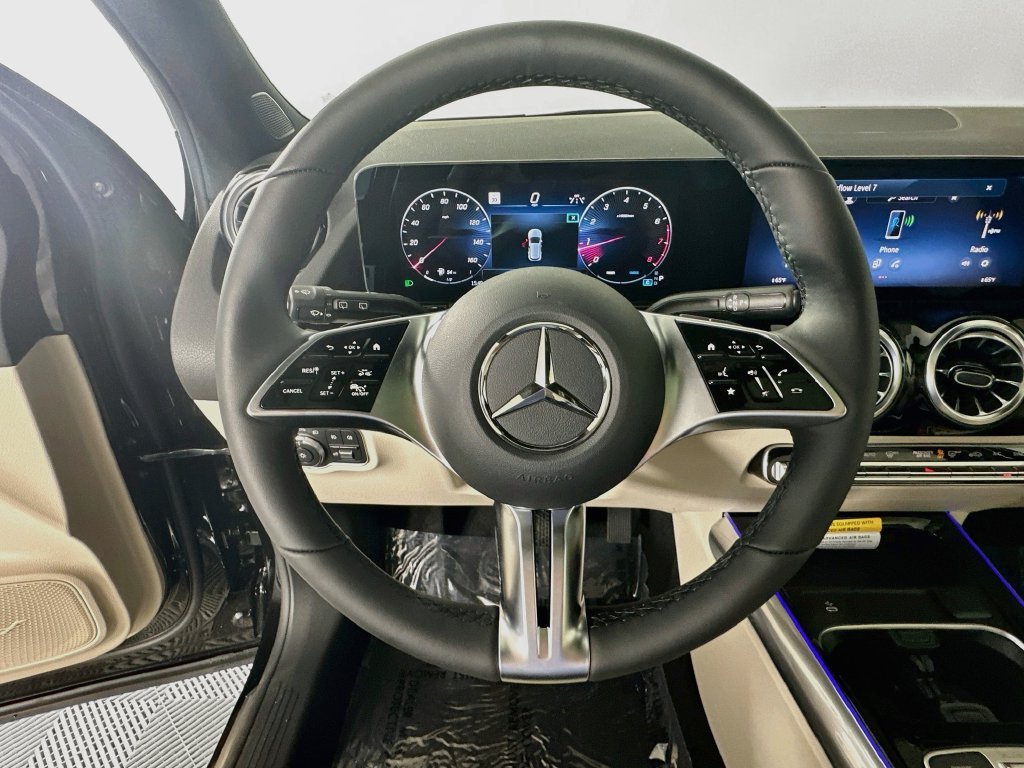New 2026 Cosmos Black Metallic Mercedes-Benz GLA 250 image 11
