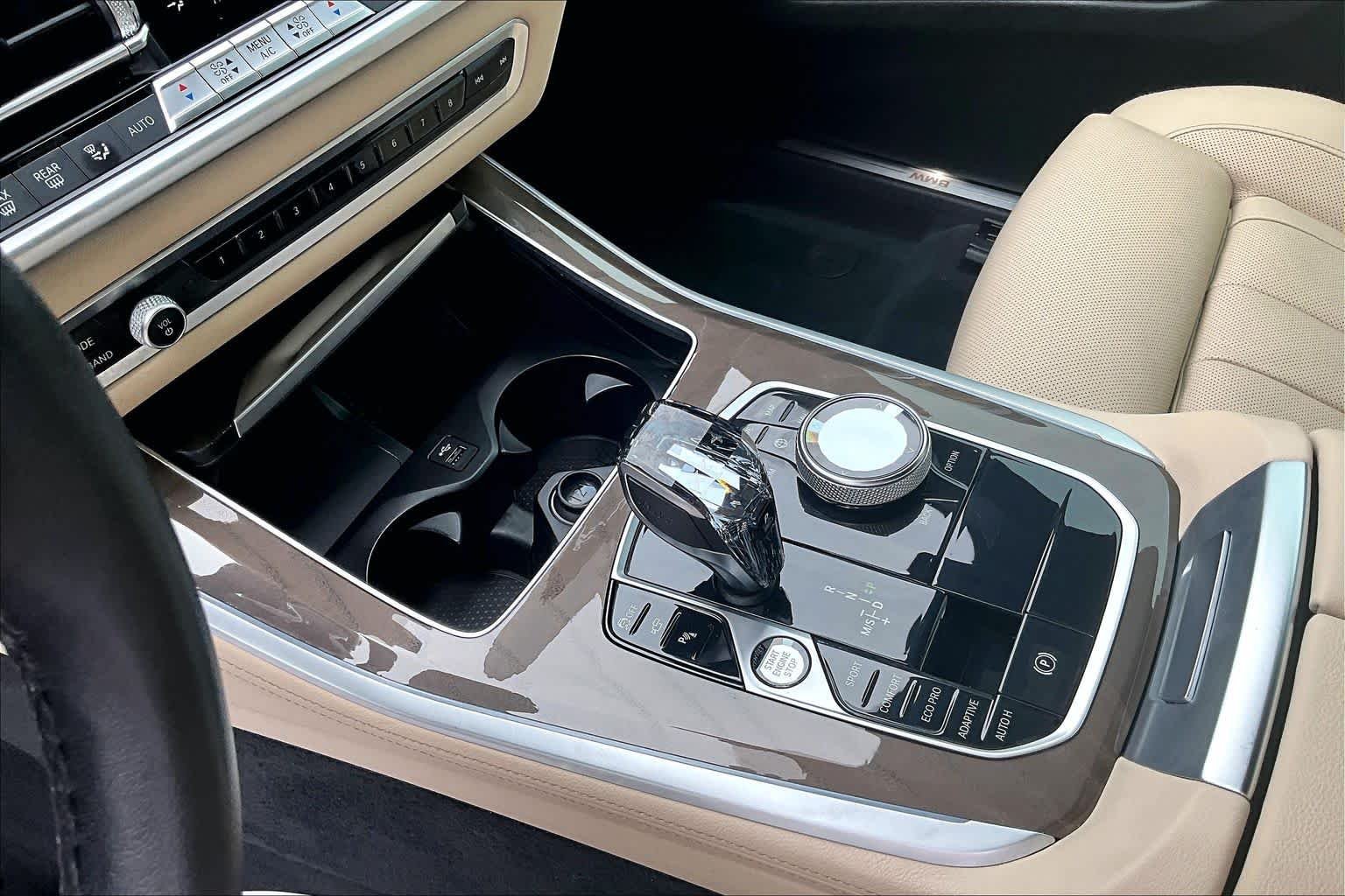 Used 2022 Mineral White Metallic BMW sDrive40i image 17