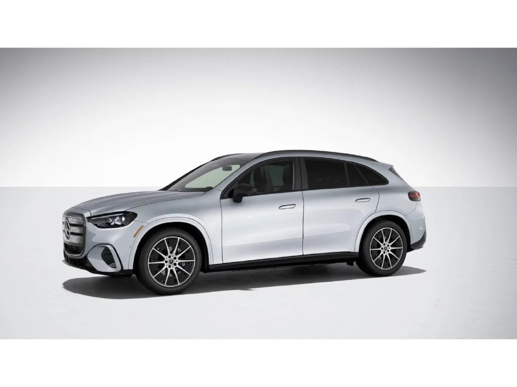 New 2027 Silver Mercedes-Benz GLC 400 image 37