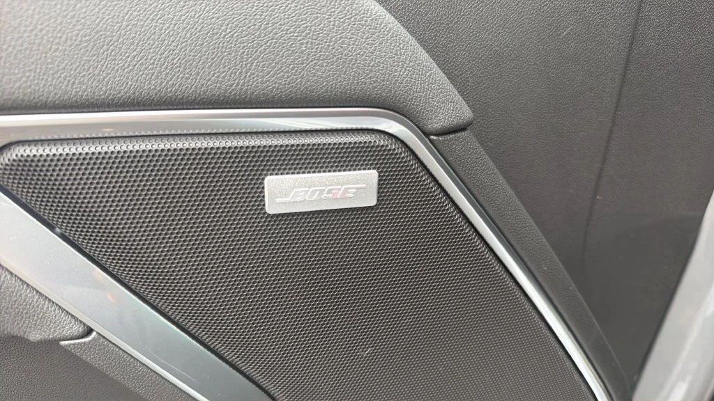 New 2026 Sterling Metallic GMC Elevation image 28