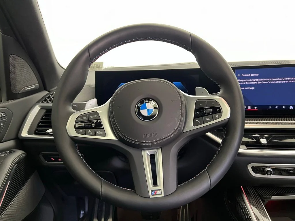 Certified Used 2026 Mineral White Metallic BMW M60i image 17