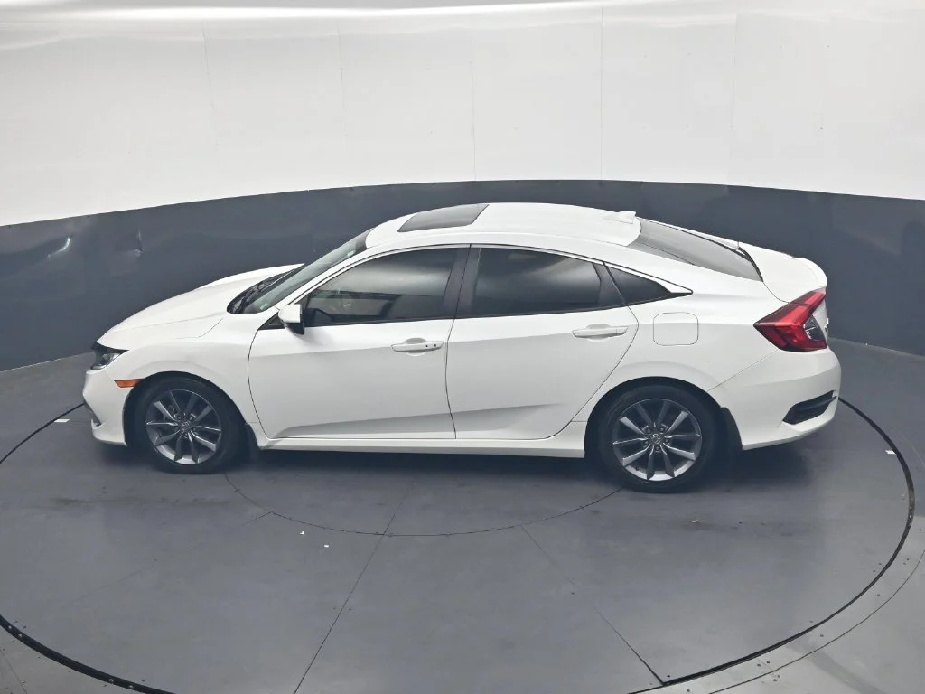 Used 2019  Honda EX image 20
