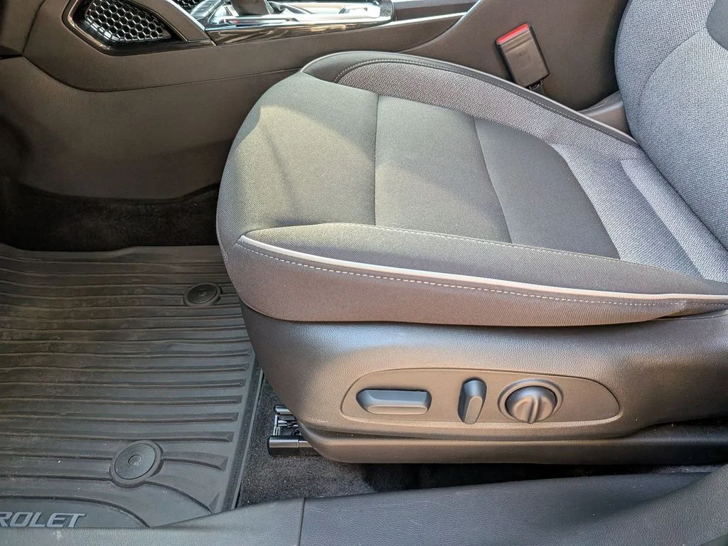 Used 2025 Gray Chevrolet LT image 12