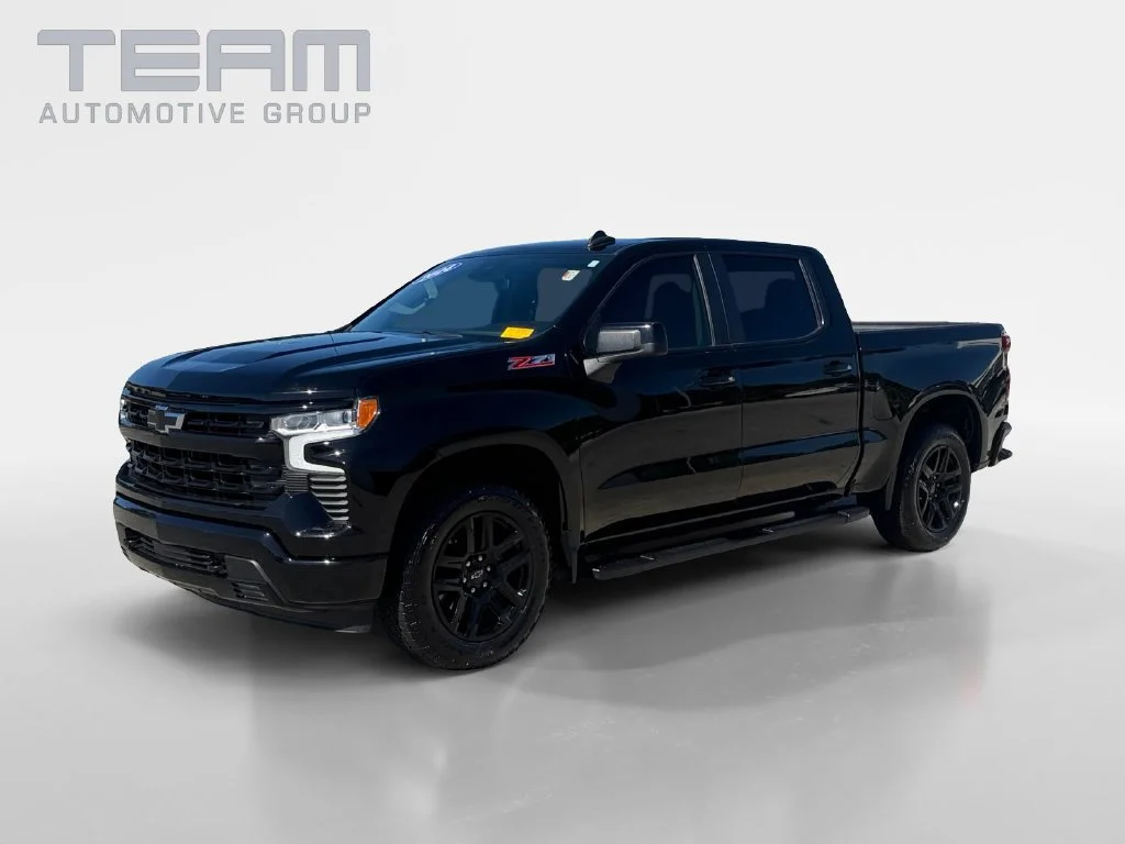 Used 2024 Black Chevrolet RST image 3