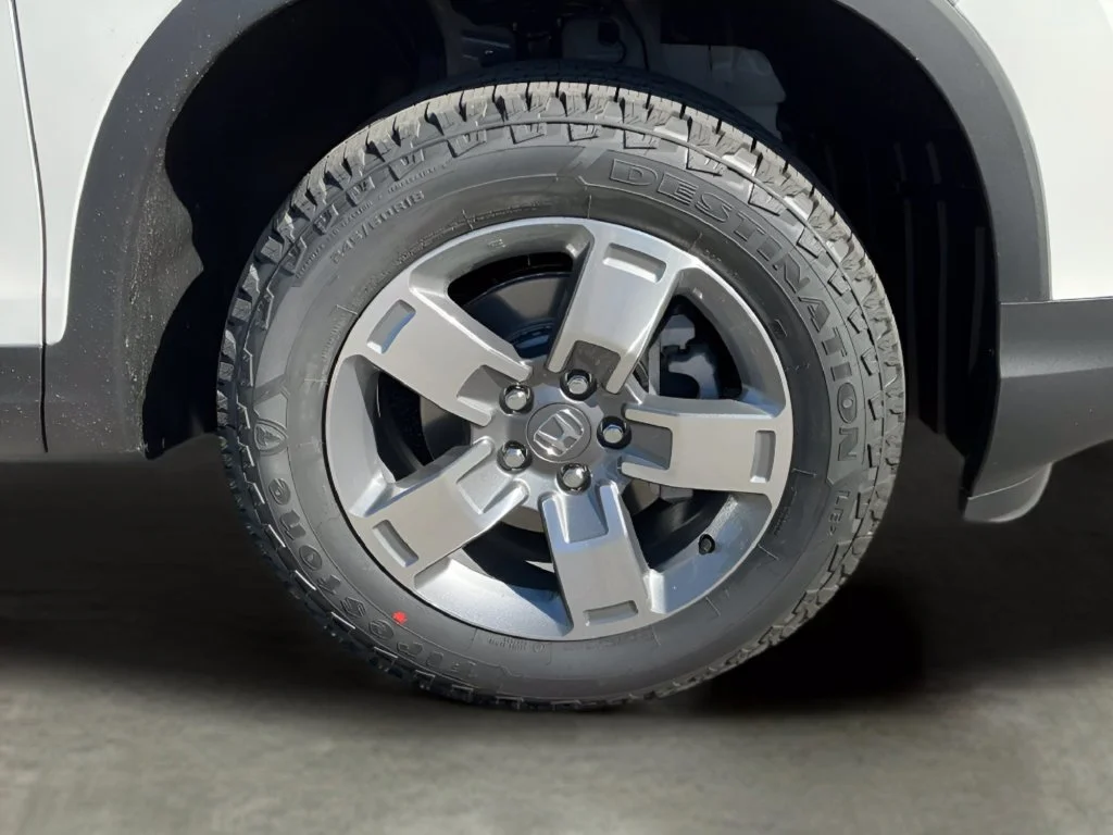 Used 2026 White Honda RTL image 17
