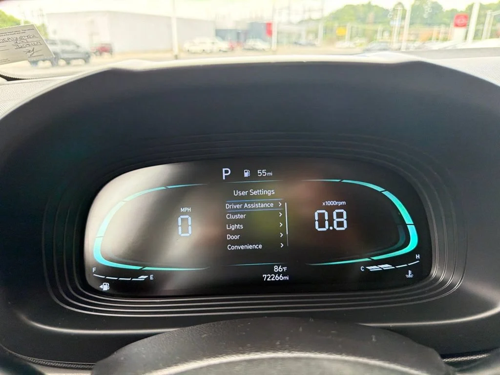 Used 2023 Stellar Silver Hyundai SEL image 19