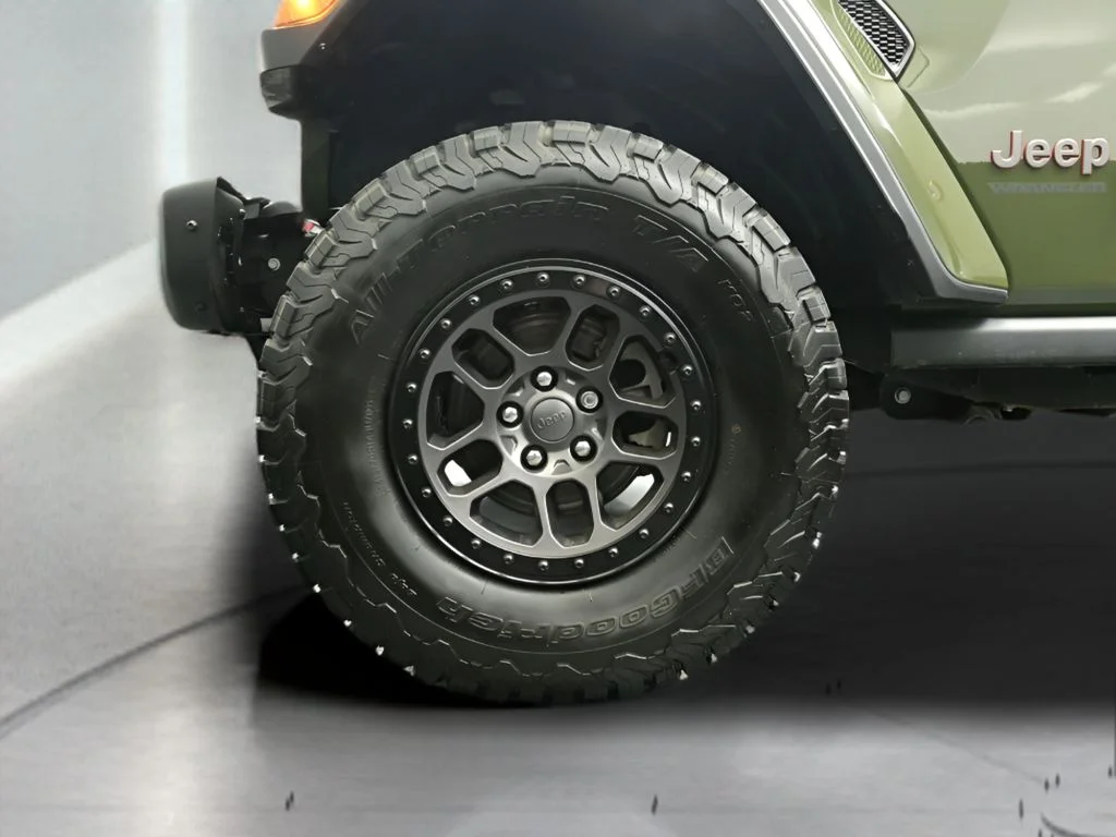 Used 2023 Sarge Green Jeep Rubicon image 21