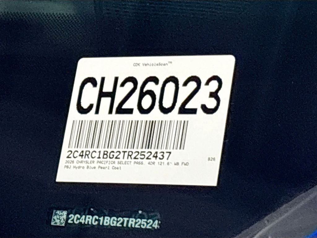 New 2026 Hydro Blue Pearl-Coat Exterior Paint Chrysler  image 23