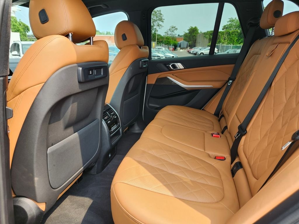 Certified Used 2023 White BMW xDrive40i image 16