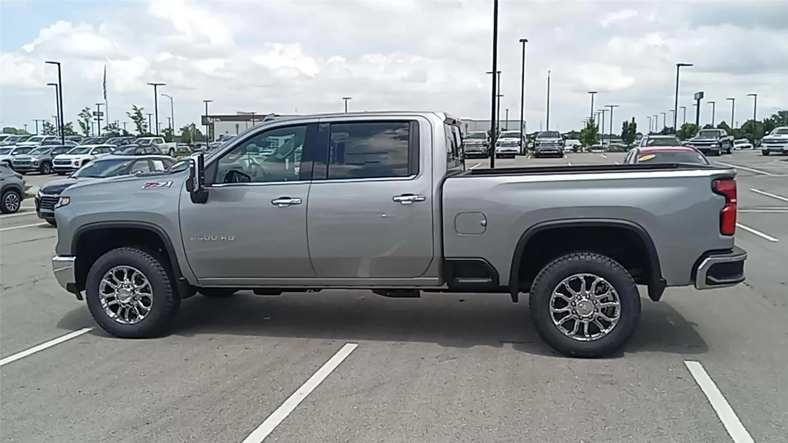 New 2026 Lakeshore Blue Metallic Chevrolet High Country image 56