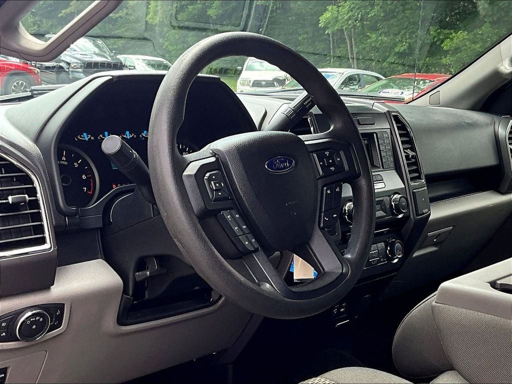 Used 2015 Tuxedo Black Metallic Ford XLT image 8