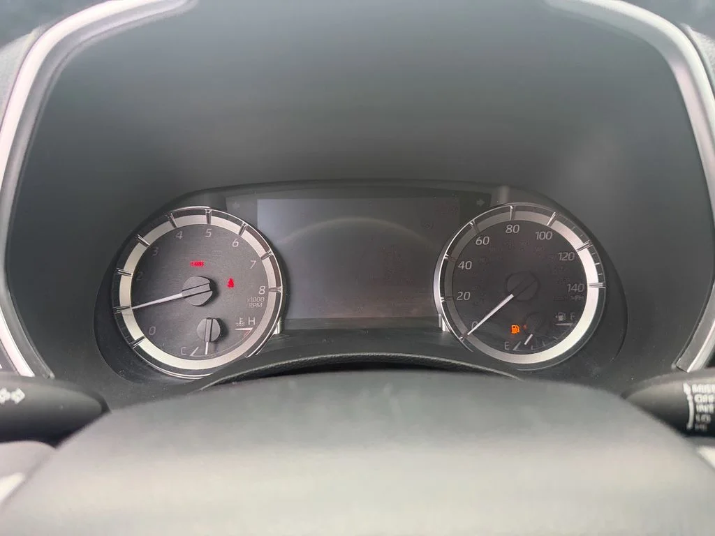 Used 2023 Wind Chill Pearl Toyota XLE image 16