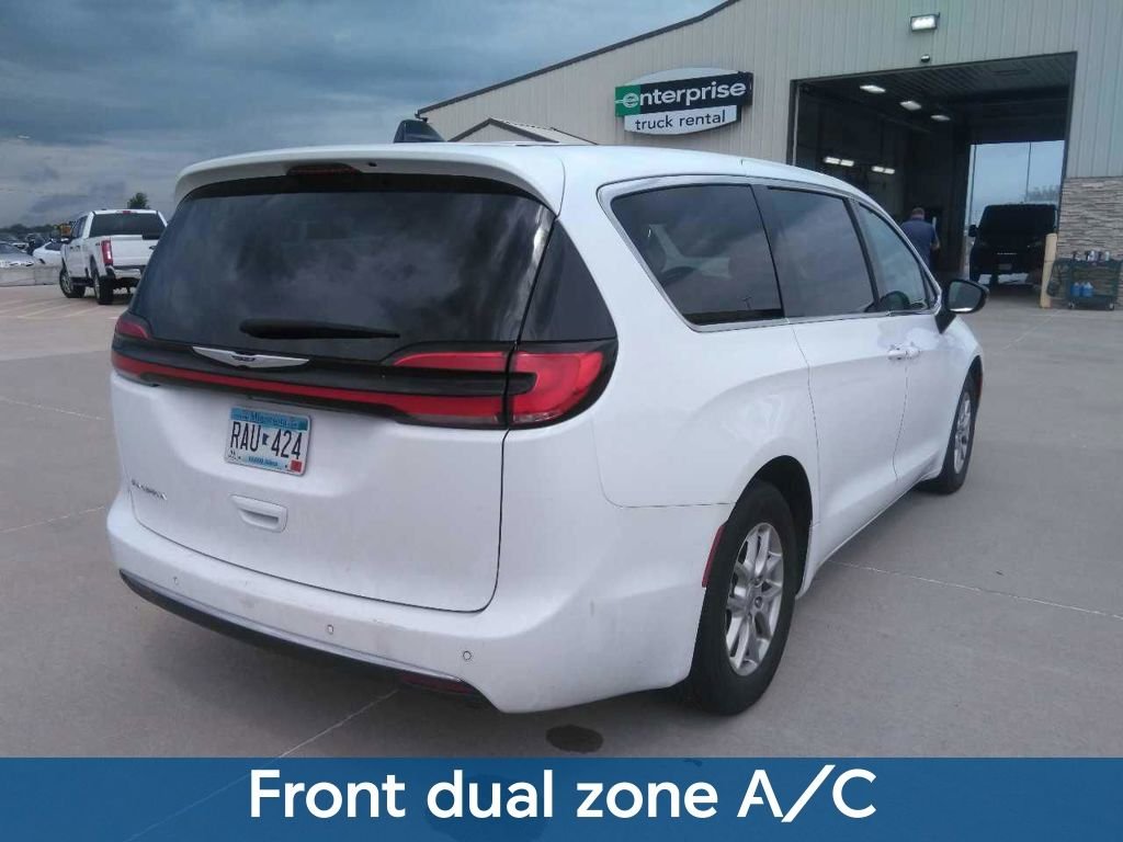 Used 2024 White Chrysler Touring L image 11