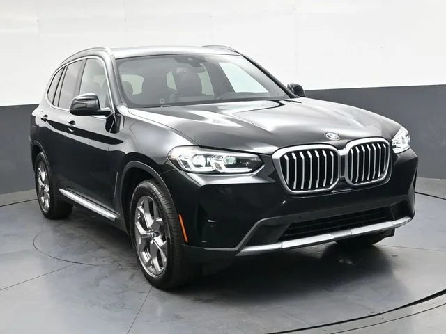 Used 2023 Black BMW xDrive30i image 11