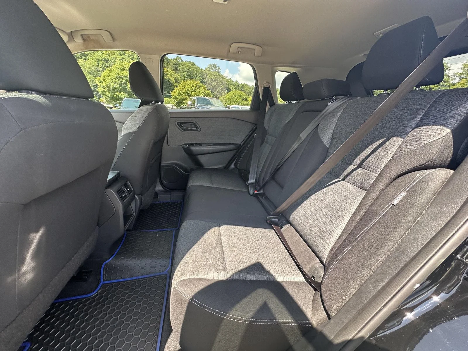 Used 2021 Super Black Nissan S image 11