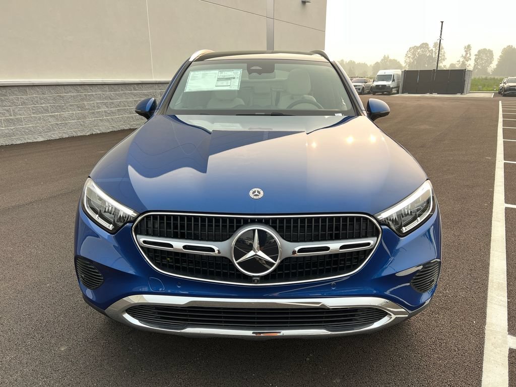 New 2026 Starling Blue Metallic Mercedes-Benz GLC 300 image 39