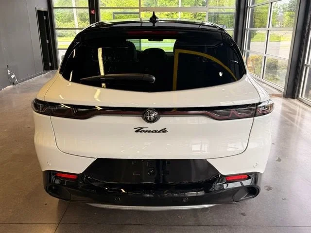 Used 2026 Milano White Alfa Romeo Sport Speciale image 8