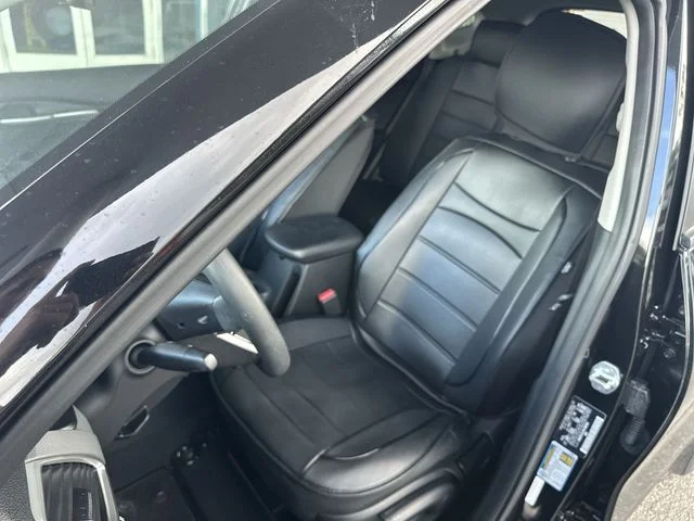 Used 2024 Black Kia LX image 12