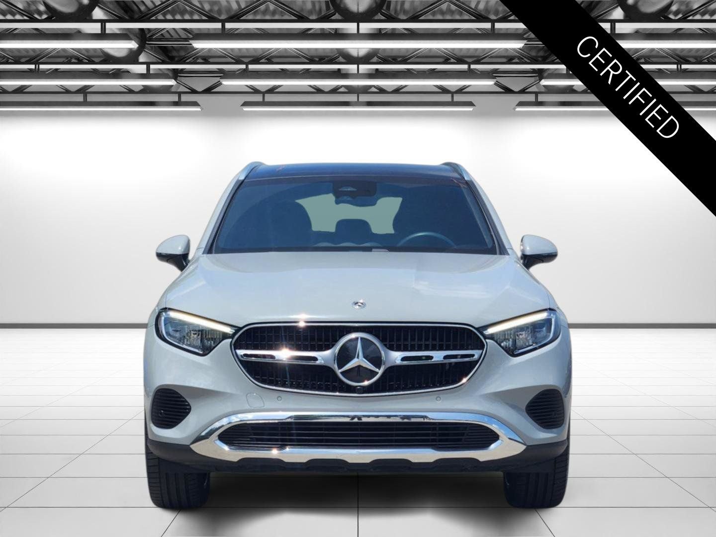 Certified Used 2026 MANUFAKTUR Alpine Gray Mercedes-Benz GLC 300 image 4