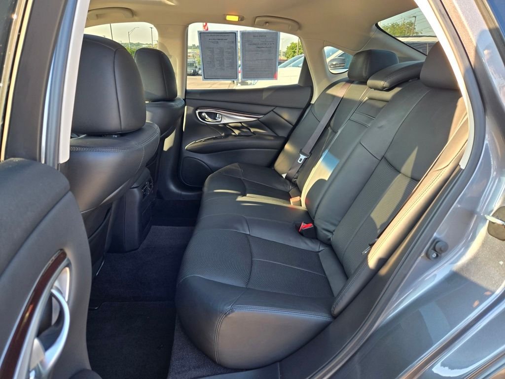 Used 2016 Gray INFINITI 3.7X image 26