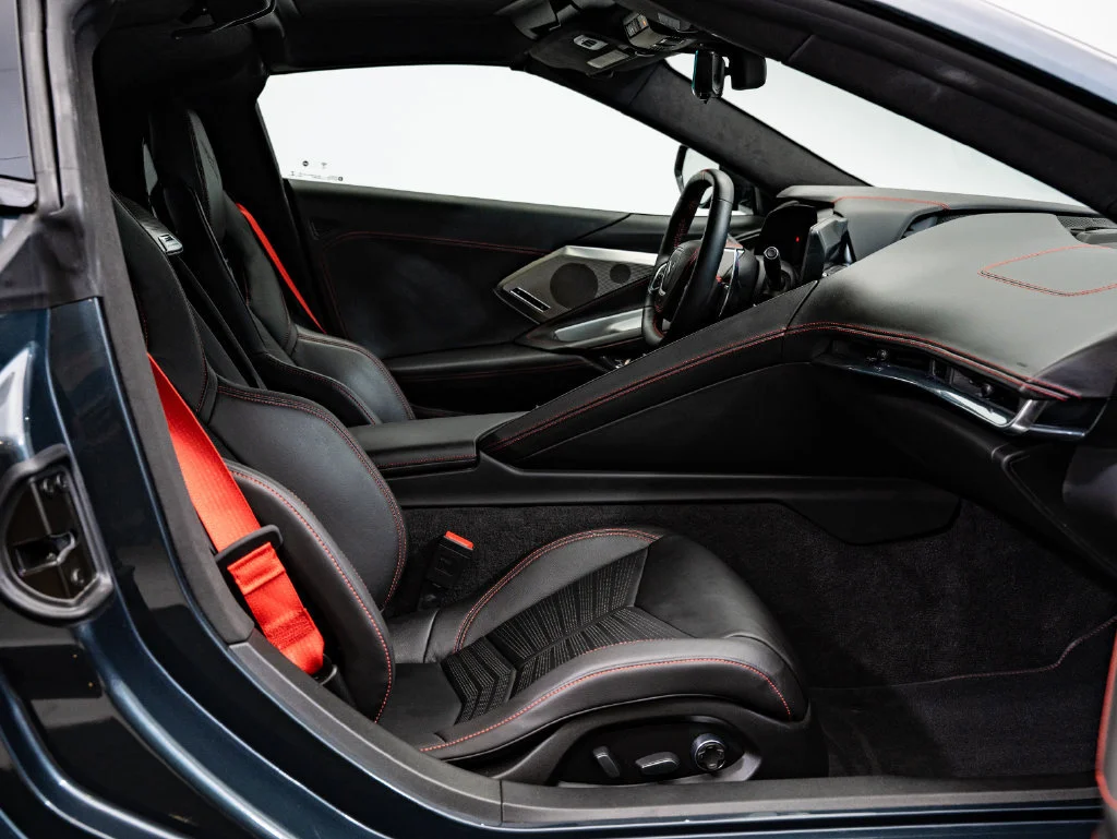 Used 2020 Shadow Gray Metallic Chevrolet Stingray image 24
