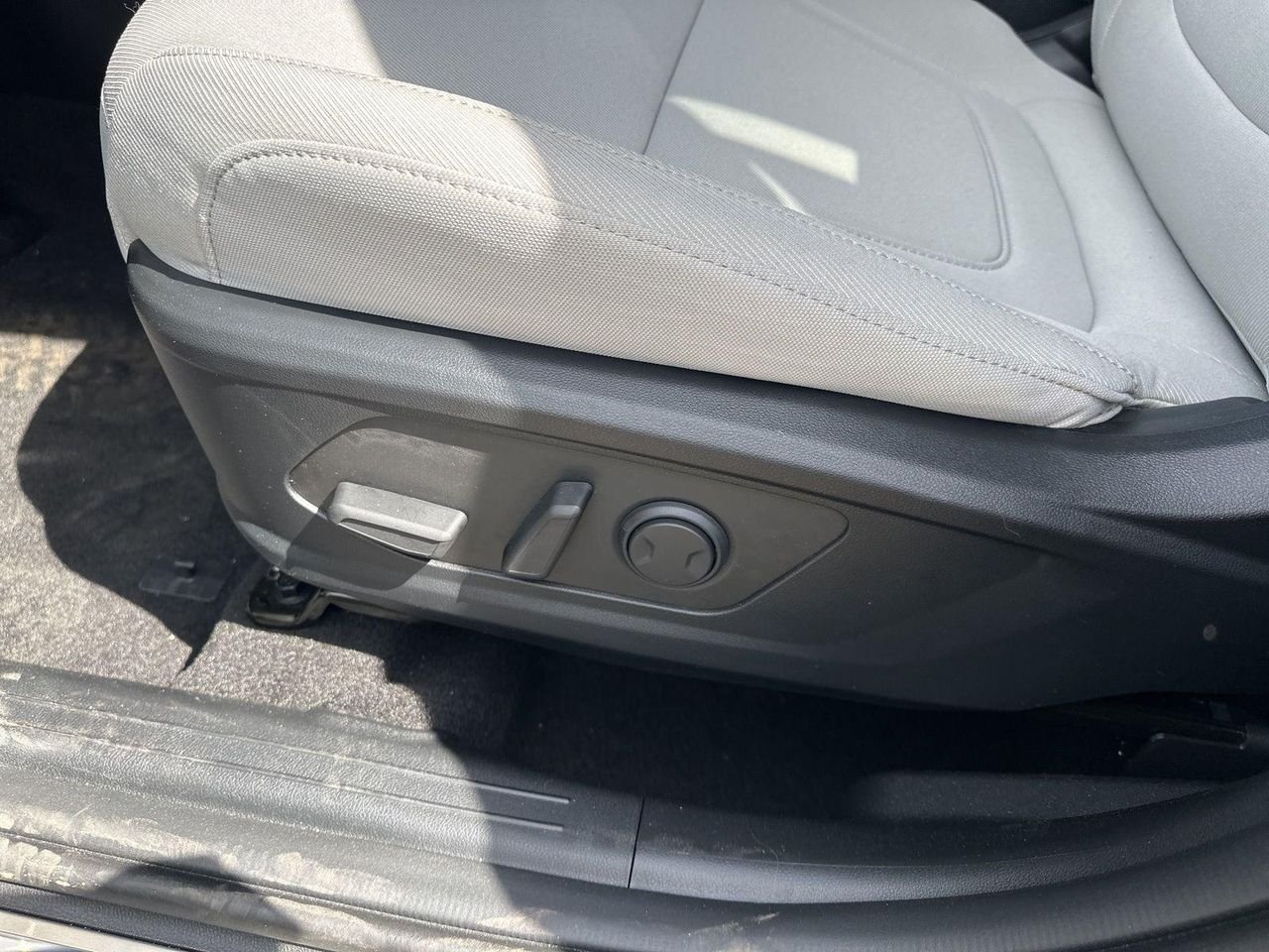 New 2026 Gray Hyundai SEL AWD image 81