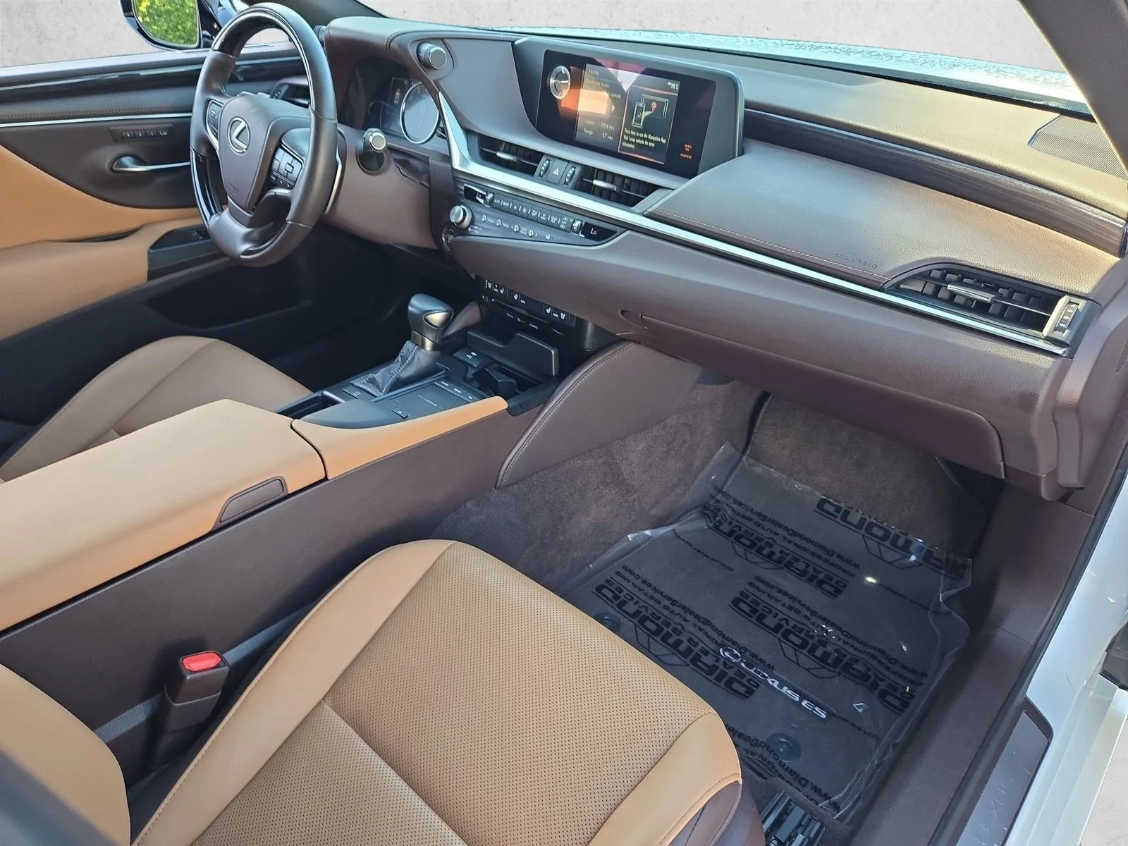 Used 2021 Eminent White Pearl Lexus ES 350 image 22