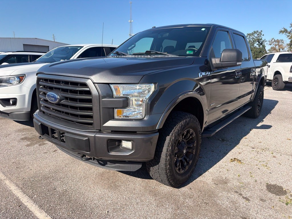 Used 2016 Gray Ford XLT image 7