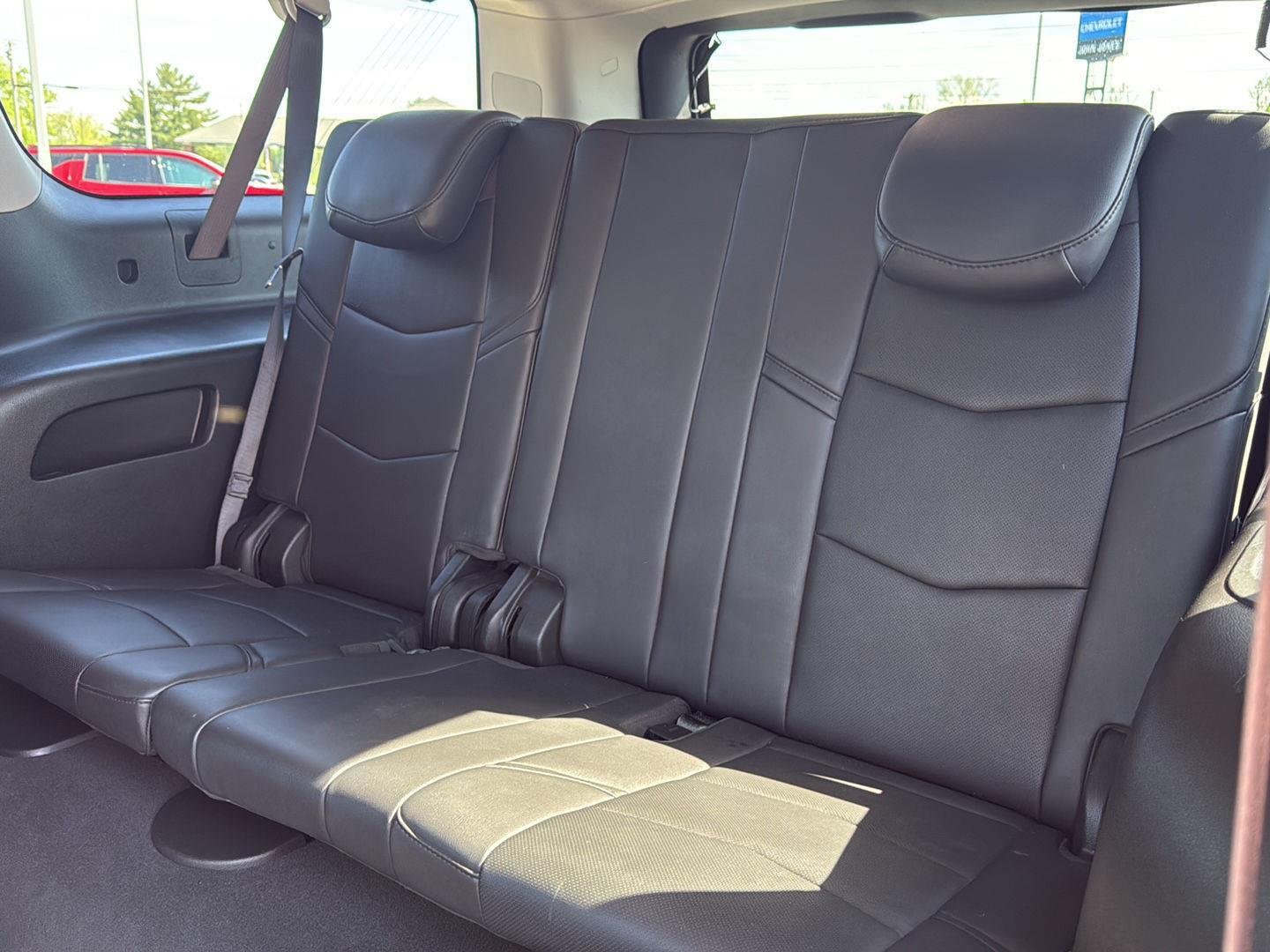 Used 2019 BLACK RAVEN Cadillac Premium Luxury image 15
