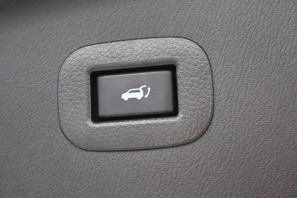 Certified Used 2023 Gray INFINITI Premium Select image 41