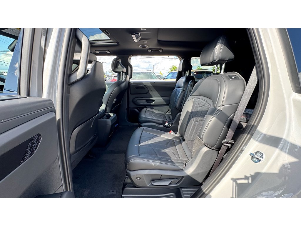 New 2027 Wolf Gray Kia X-LINE SX image 27