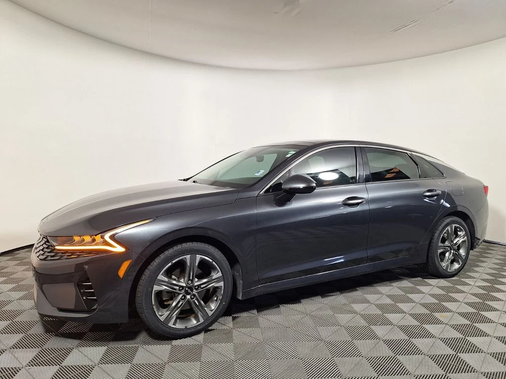 2024 Kia Optima EX FWD's photo