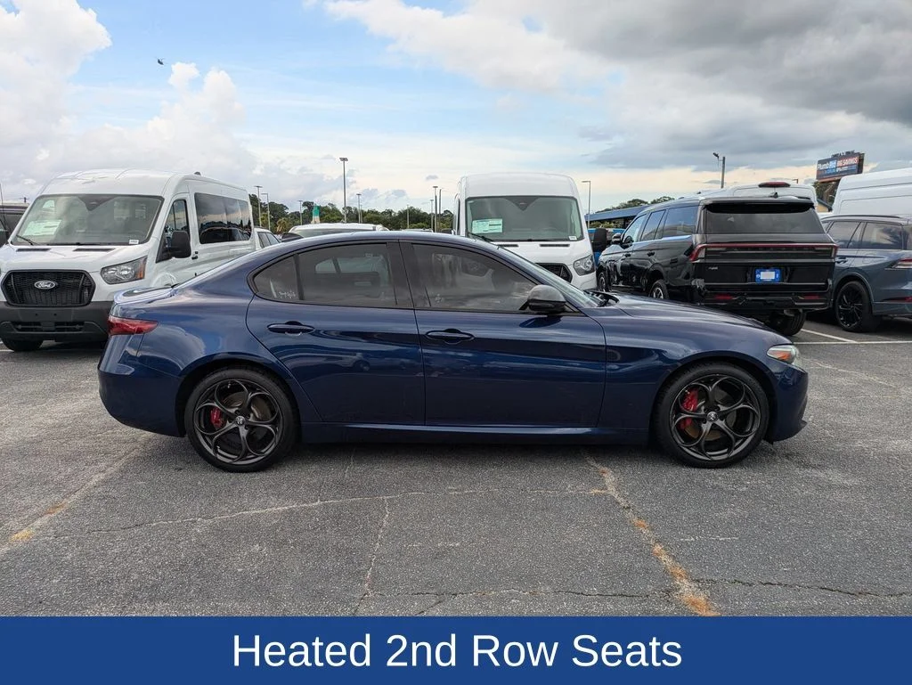 Used 2019 Montecarlo Blue Metallic Alfa Romeo Base image 3