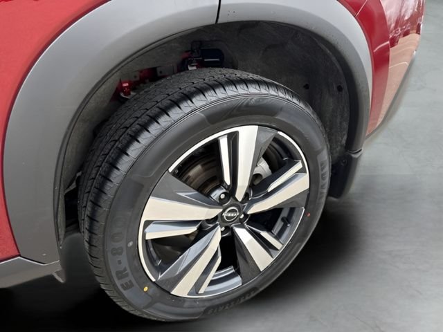 Used 2023 Red Nissan SL image 22