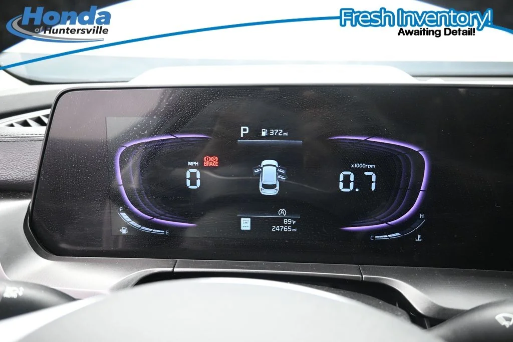 Used 2025 White Pearl Kia S image 14