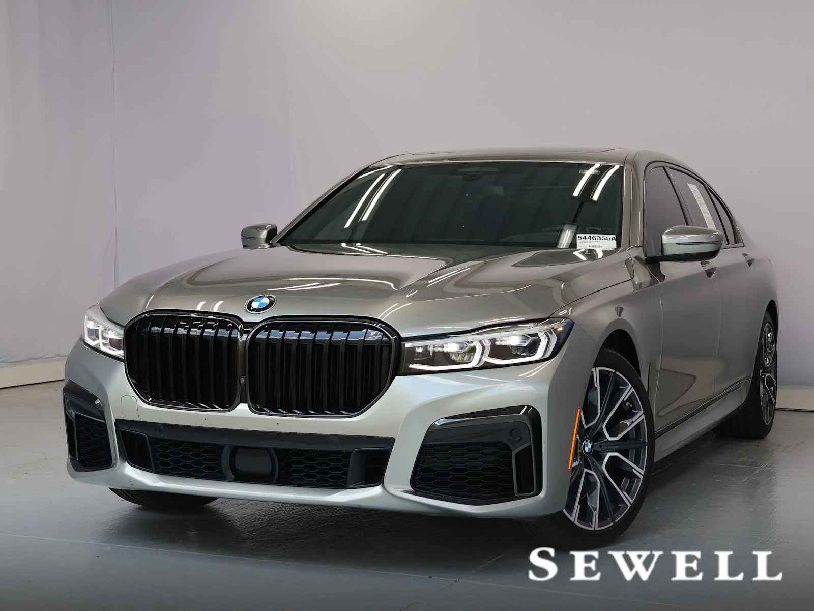 2022 BMW 7 Series 750i xDrive's photo