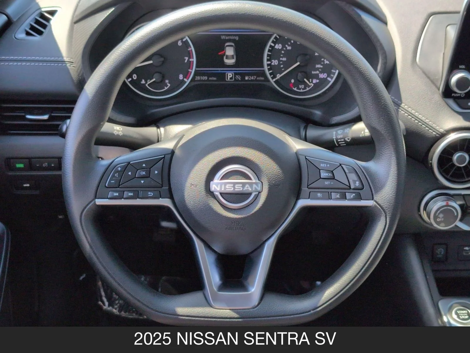 2025 Nissan Sentra SV - Photo 12