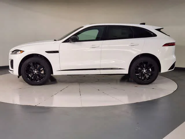 New 2026 Fuji White Jaguar R-Dynamic S image 7