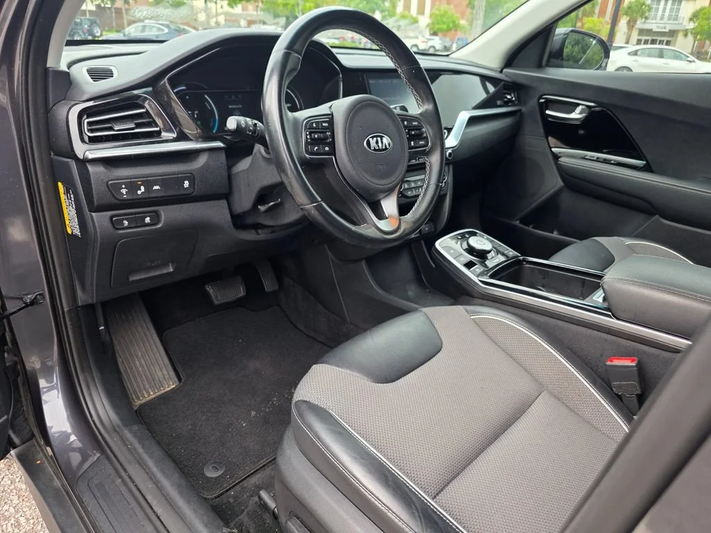 Used 2020 Gray Kia EX image 11