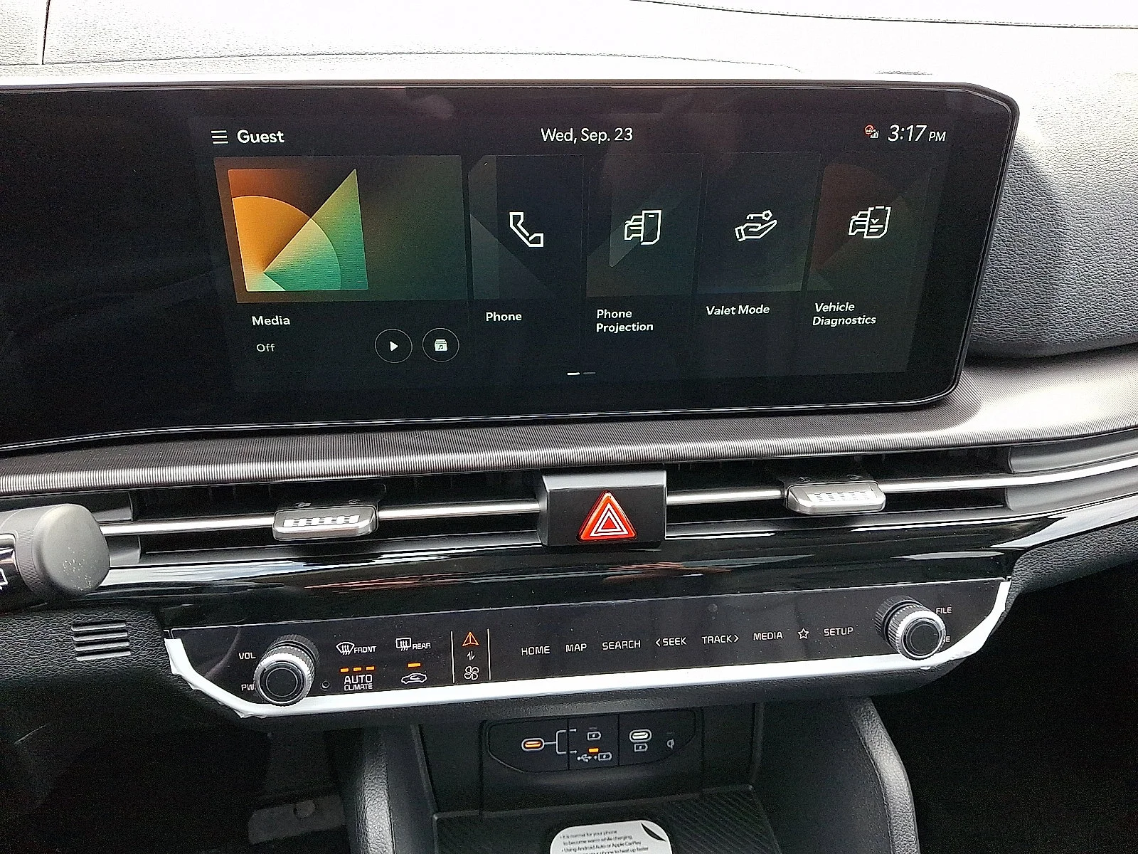 New 2027 White Kia EX image 18