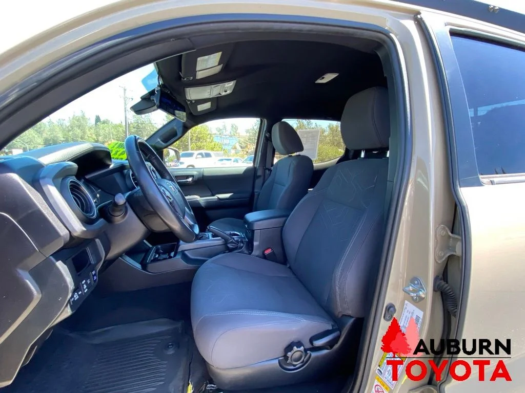 Used 2018 Quicksand Toyota TRD Sport image 33