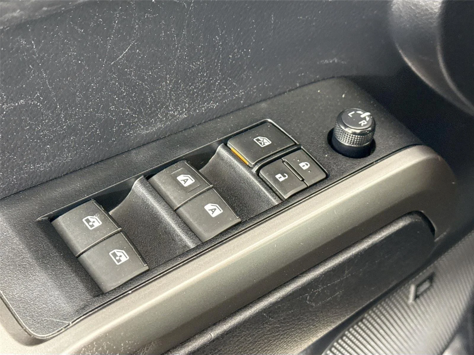 2021 Toyota Tacoma Limited - Photo 29