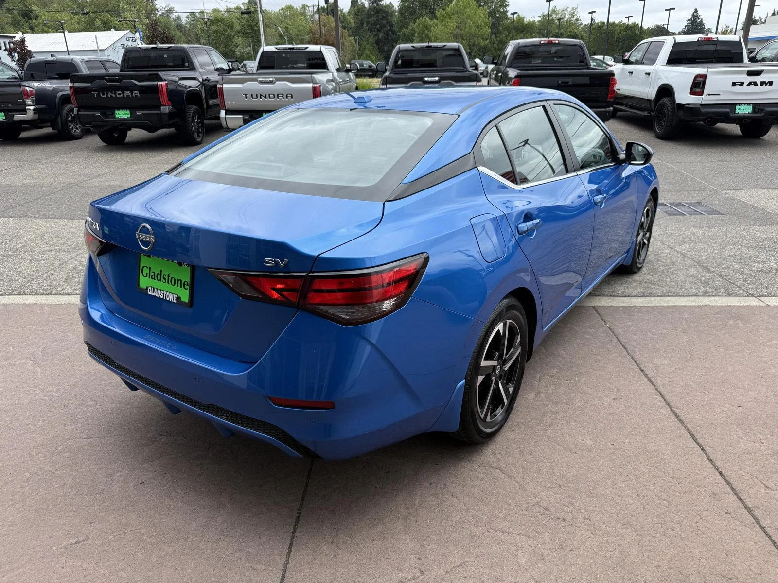 Used 2024 Electric Blue Metallic Nissan SV image 6