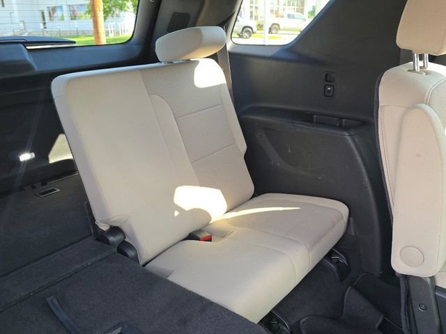 2023 Chevrolet Traverse 1LT - Photo 23