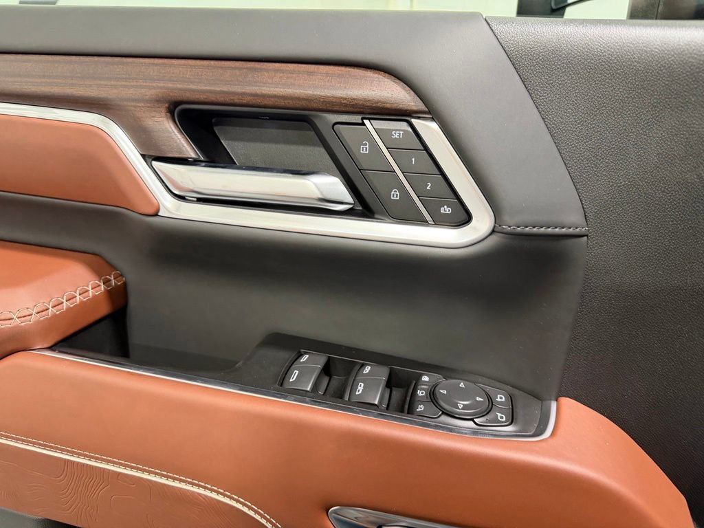New 2026 Sterling Metallic GMC Denali Ultimate DRW image 12