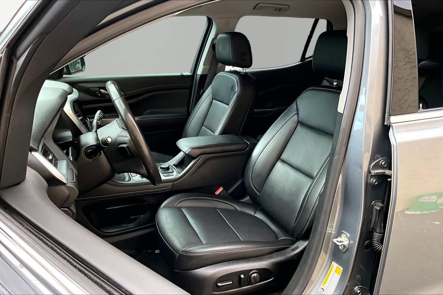 Used 2021 Satin Steel Metallic GMC SLT image 8