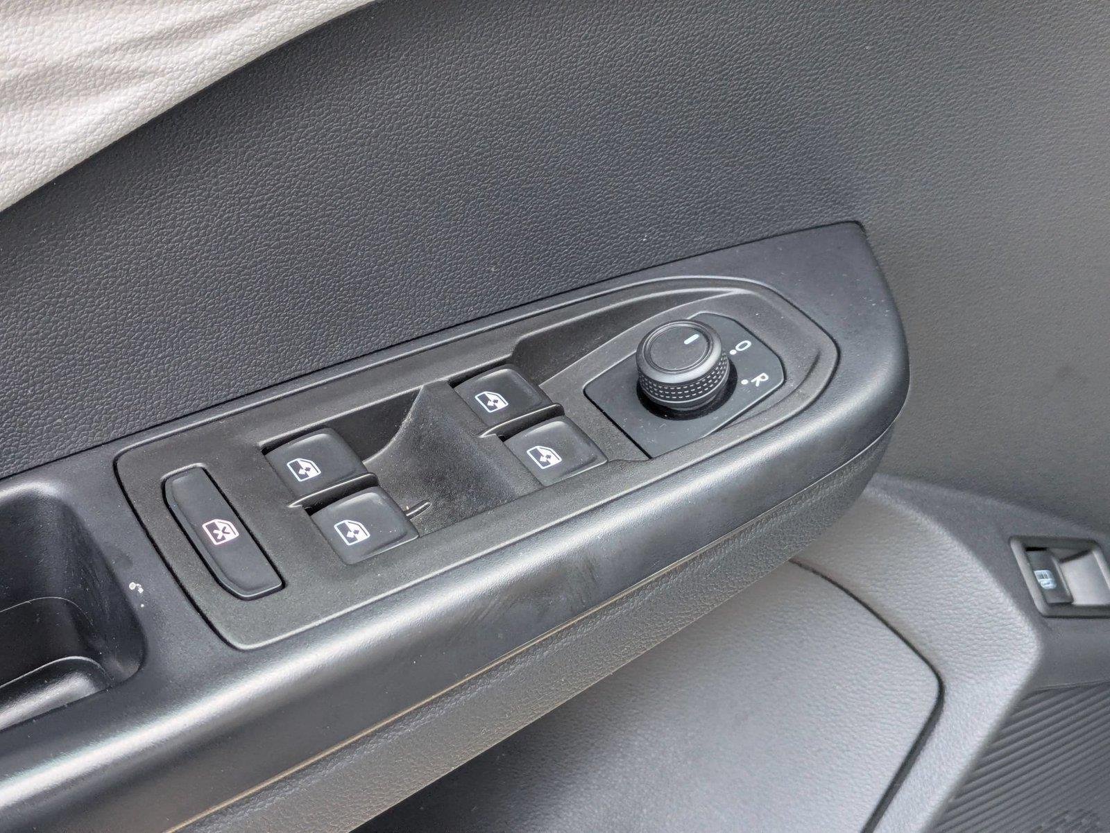Used 2023 Platinum Gray Metallic Volkswagen S image 12